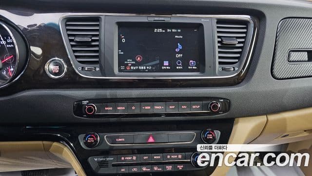 Kia The / новый New Carnival Prestige, 2019 14