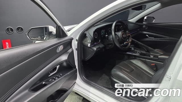 Hyundai Avante (CN7) Inspiration, 2021 11