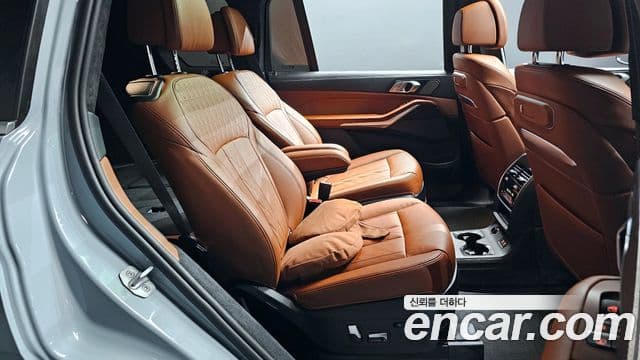 BMW X7 (G07) xDrive 40d M Sport 6인승, 2025 12
