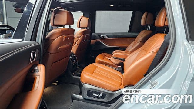 BMW X7 (G07) xDrive 40d M Sport 6인승, 2025 13