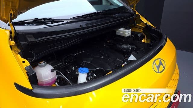 Hyundai Staria 15인승, 2025 6