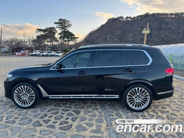 BMW X7 (G07) xDrive 40i Design Pure Excellence 6인승, 2020 3