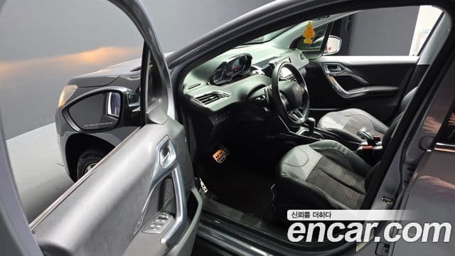 Peugeot 2008 1.6 e-HDi Felline L, 2015 11
