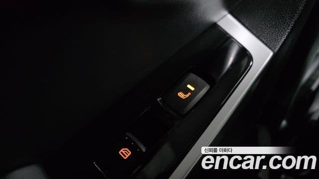 KG모빌리티(SsangYong) New Korando C топовая версия, 2015 19