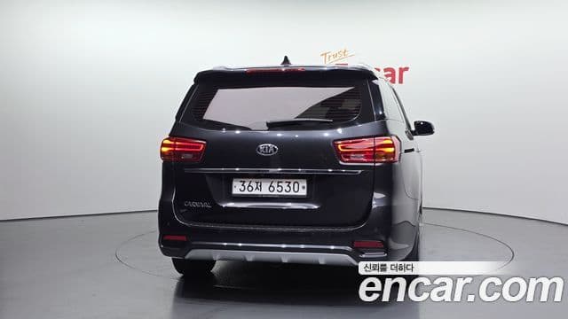 Kia The / новый New Carnival Special, 2019 4