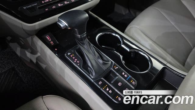 Kia The / новый New Carnival Special, 2019 9