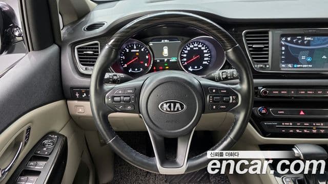 Kia The / новый New Carnival Special, 2019 15