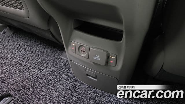 Kia The / новый New Carnival Special, 2019 16