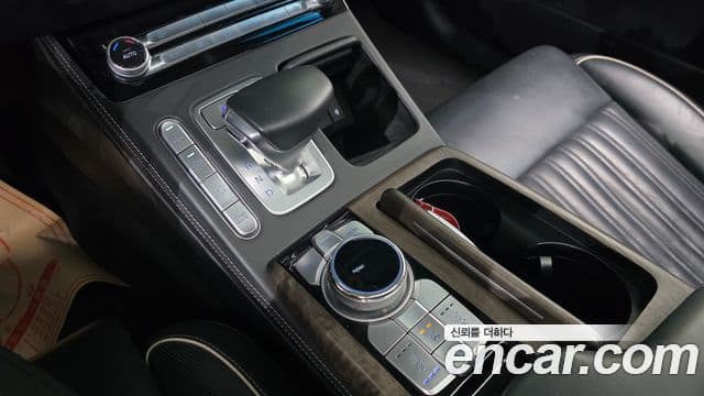 Genesis G90 Prestige, 2019 9