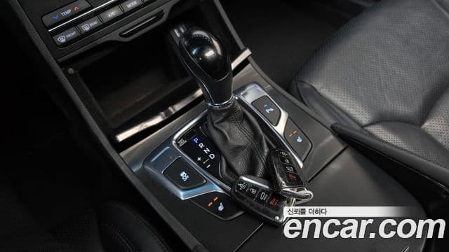 Hyundai Grandeur HG Modern, 2016 9