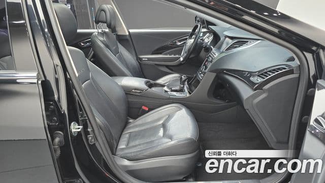 Hyundai Grandeur HG Modern, 2016 10