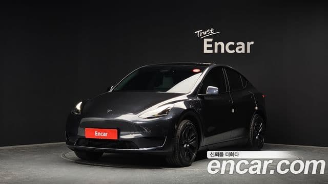 Tesla модель Y, 2024 1