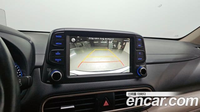 Hyundai Kona Modern tech, 2018 17