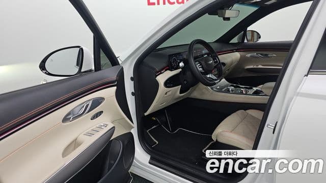 Genesis GV70, 2025 10