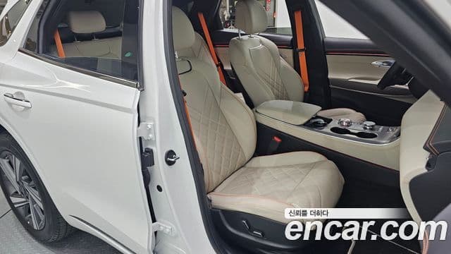 Genesis GV70, 2025 11