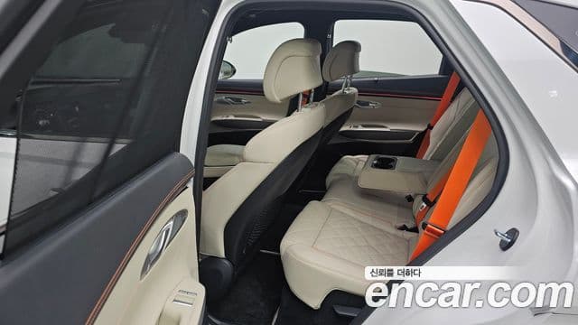 Genesis GV70, 2025 12