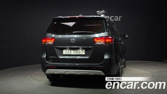 Kia All New Carnival Prestige, 2016 4