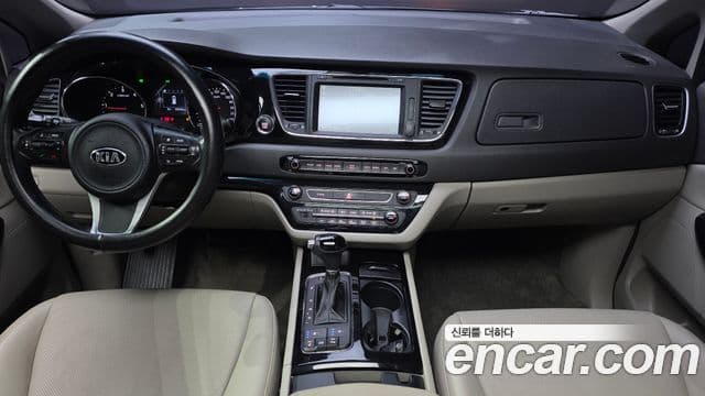 Kia All New Carnival Prestige, 2016 7