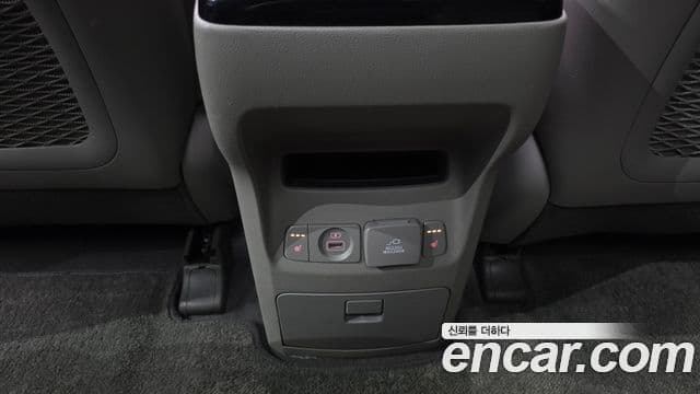 Kia All New Carnival Prestige, 2016 18