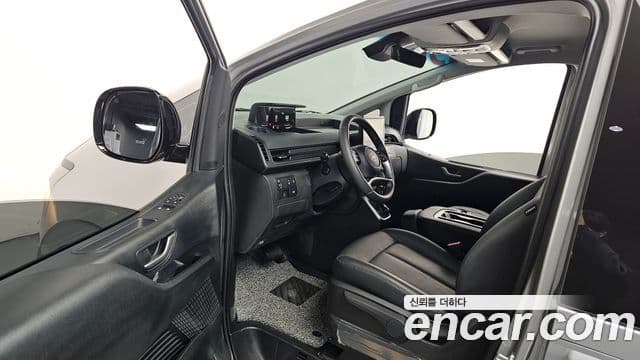 Hyundai The / новый New Staria Modern, 2025 10