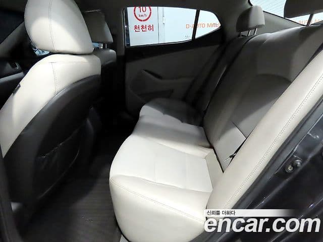 Kia The / новый New K5 Deluxe, 2015 12