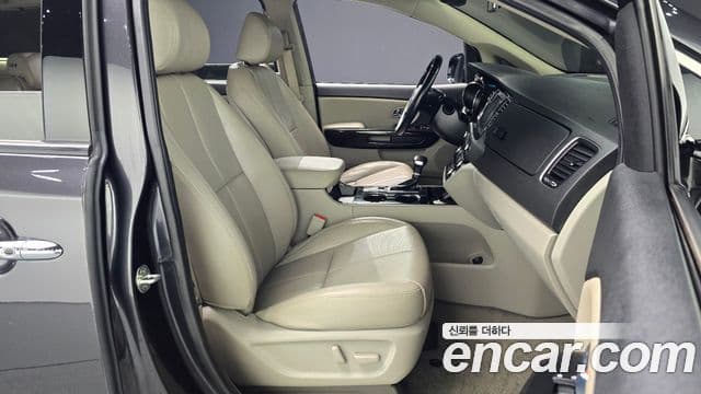 Kia The / новый New Carnival Special, 2020 10