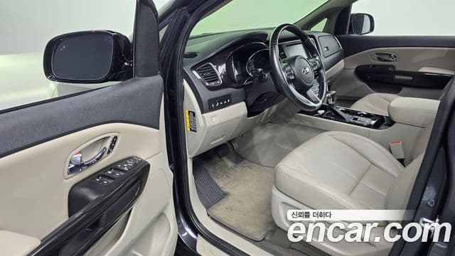 Kia The / новый New Carnival Special, 2020 11