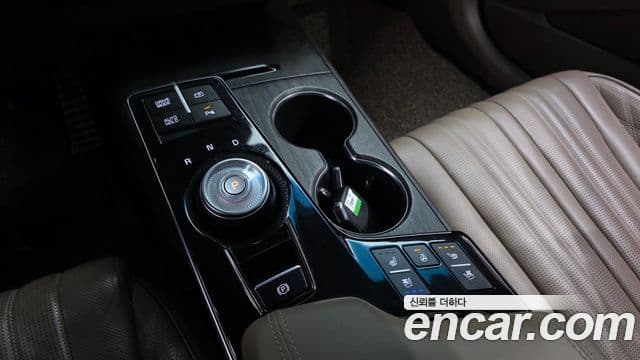 Kia K8 Signature, 2022 9