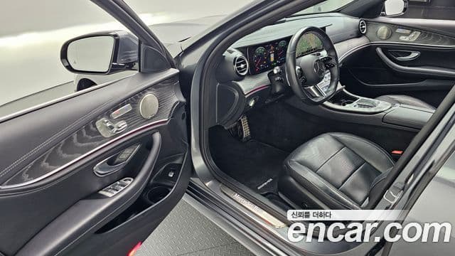 Mercedes-Benz E-класс W213 AMG Line, 2022 11