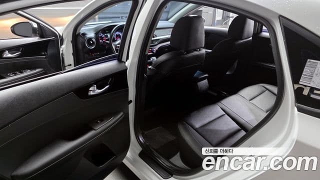 Kia The / новый New K3 2세대 Prestige, 2023 11
