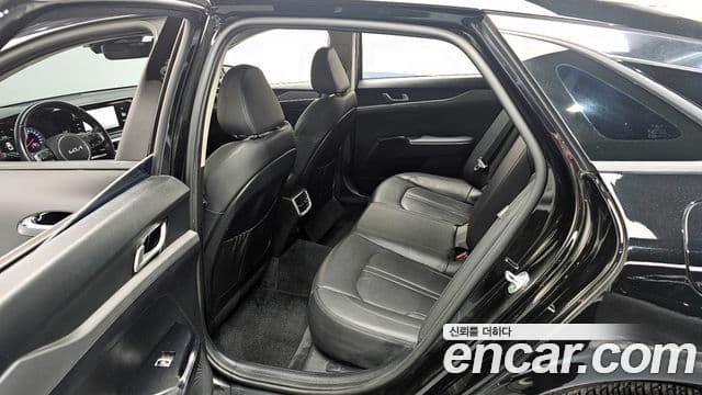Kia K5 3세대 Prestige, 2023 11