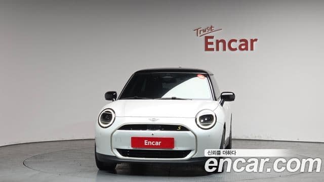 Mini Cooper Электрический (Electric) 4세대 SE favored, 2024 3