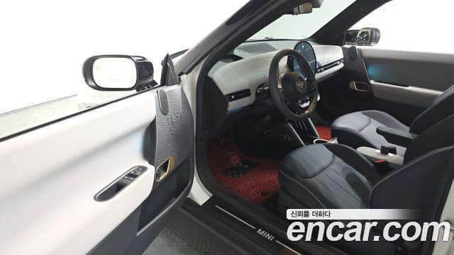 Mini Cooper Электрический (Electric) 4세대 SE favored, 2024 11
