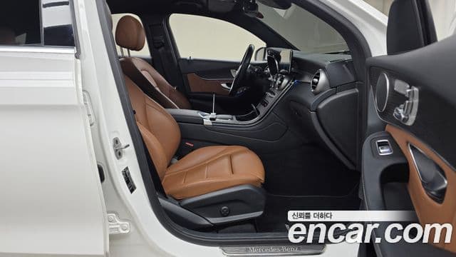 Mercedes-Benz GLC-класс X253 GLC300e 4MATIC купе, 2021 11