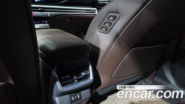 Hyundai Grandeur гибрид (GN7) Exclusive, 2023 19