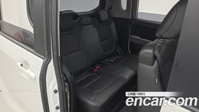 Kia The / новый New Ray Standard, 2022 12