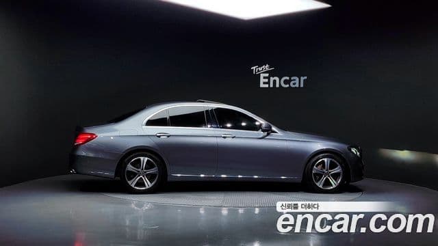 Mercedes-Benz E-класс W213 Avantgarde, 2019 4