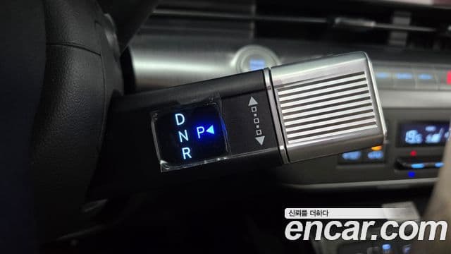 Hyundai Kona гибрид (SX2) Premium, 2023 9