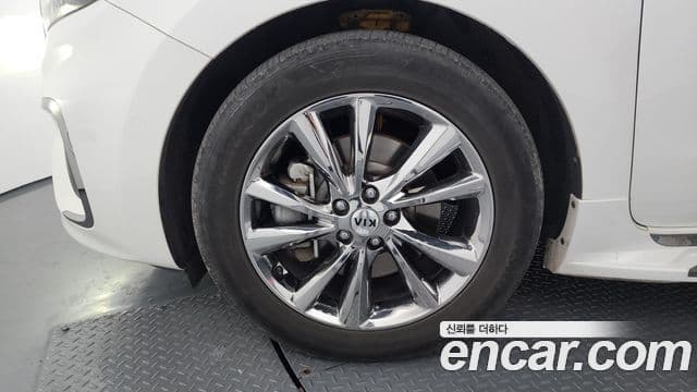 Kia The / новый New Carnival President, 2019 все фото