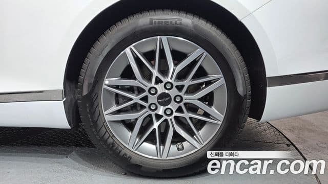 Genesis G80 (RG3) бензин 2.5 турбо 2WD, 2026 все фото