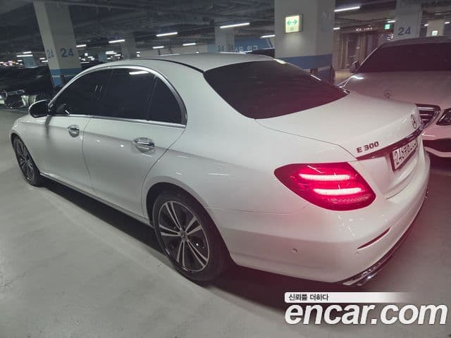 Mercedes-Benz E-класс W213 Avantgarde, 2020 2