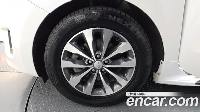 Kia All New Carnival Prestige, 2017 все фото