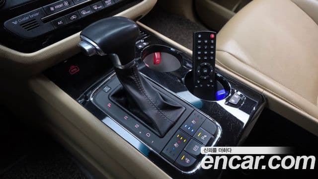 Kia All New Carnival Prestige, 2017 9