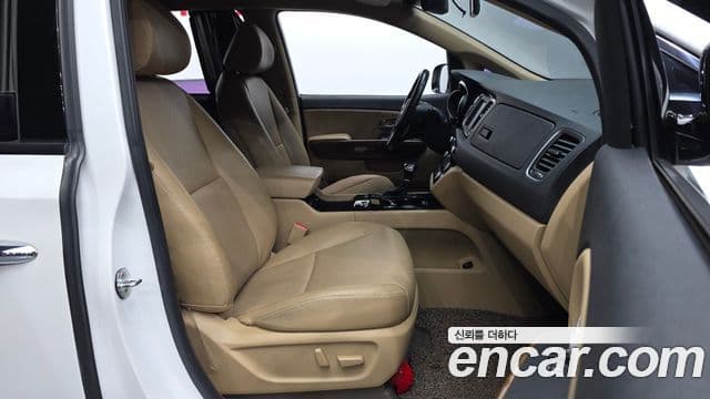 Kia All New Carnival Prestige, 2017 11