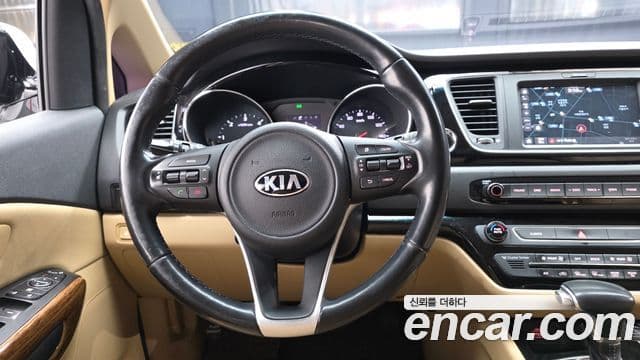 Kia All New Carnival Prestige, 2017 13
