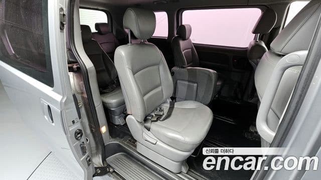 Hyundai Grand Starex CVX Deluxe, 2016 12