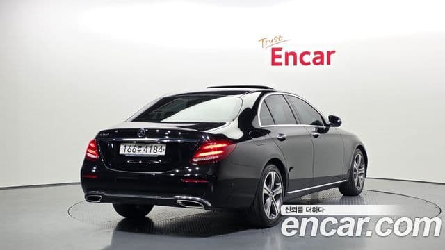 Mercedes-Benz E-класс W213 Avantgarde, 2020 2