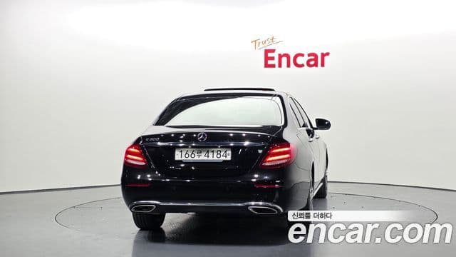 Mercedes-Benz E-класс W213 Avantgarde, 2020 4