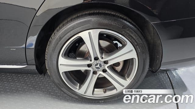 Mercedes-Benz E-класс W213 Avantgarde, 2020 все фото