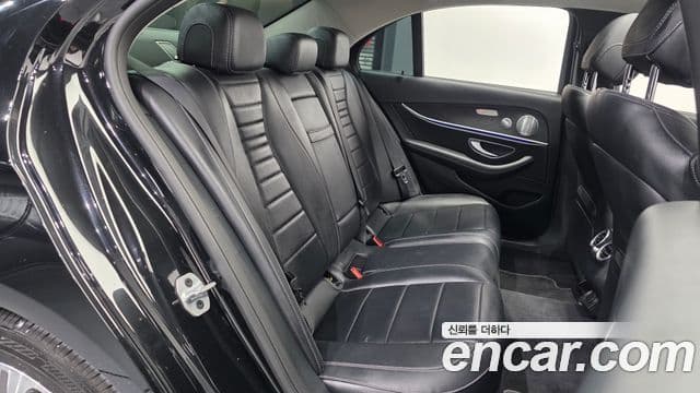 Mercedes-Benz E-класс W213 Avantgarde, 2020 12